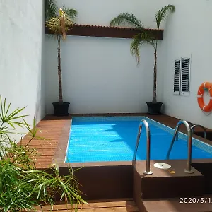  Aparthotel El Patio